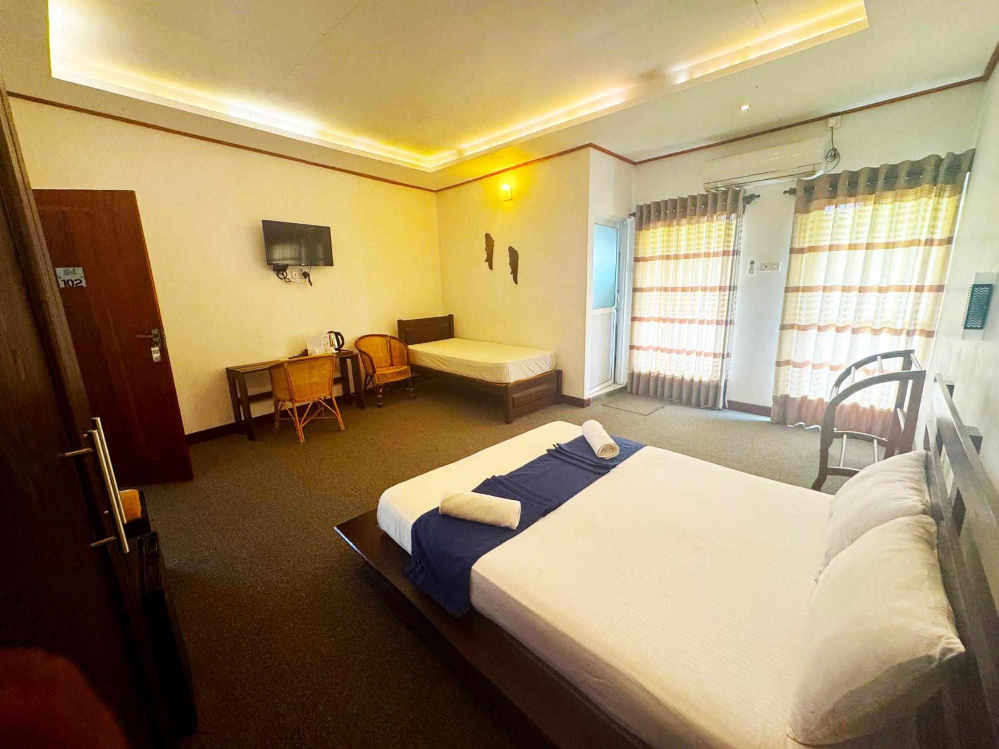 Nico Lagoon Hotel Negombo Dış mekan fotoğraf